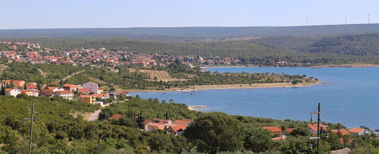 Apartments Mira Ґорні Карин Екстер'єр фото