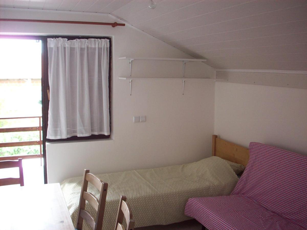 Apartments Mira Ґорні Карин Екстер'єр фото