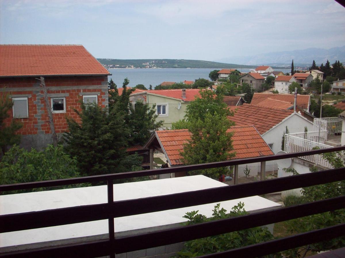 Apartments Mira Ґорні Карин Екстер'єр фото