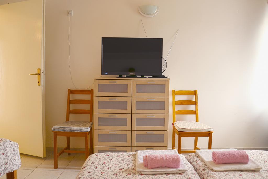 Apartments Mira Ґорні Карин Екстер'єр фото