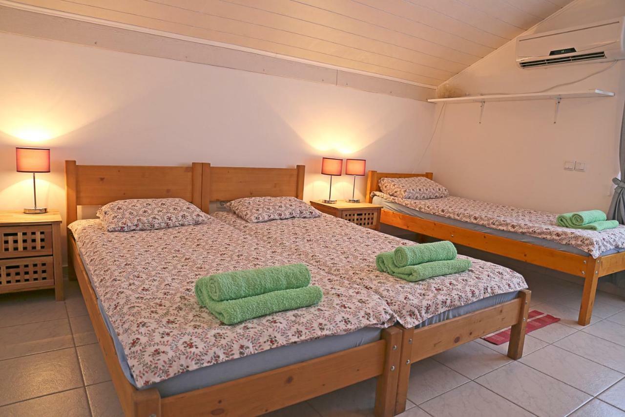 Apartments Mira Ґорні Карин Екстер'єр фото