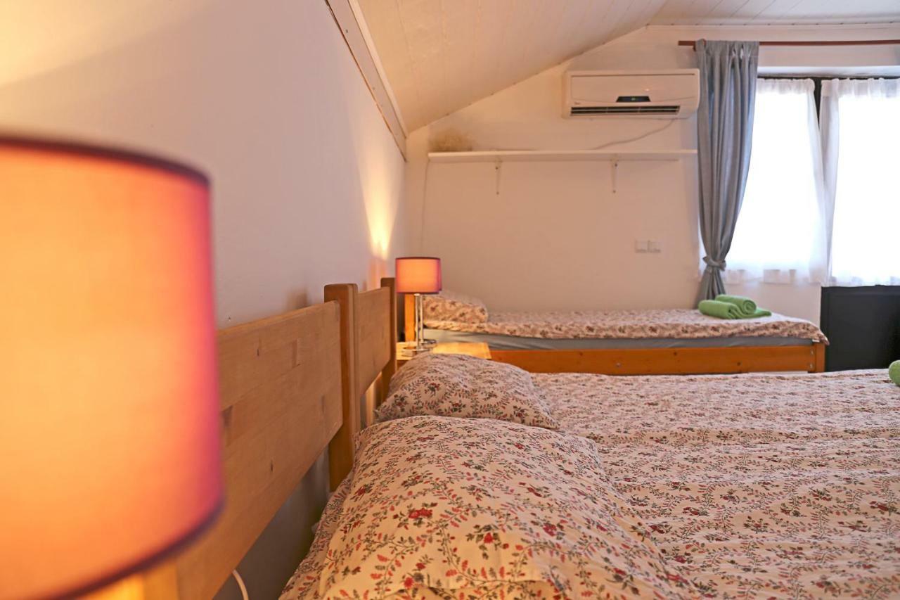 Apartments Mira Ґорні Карин Екстер'єр фото